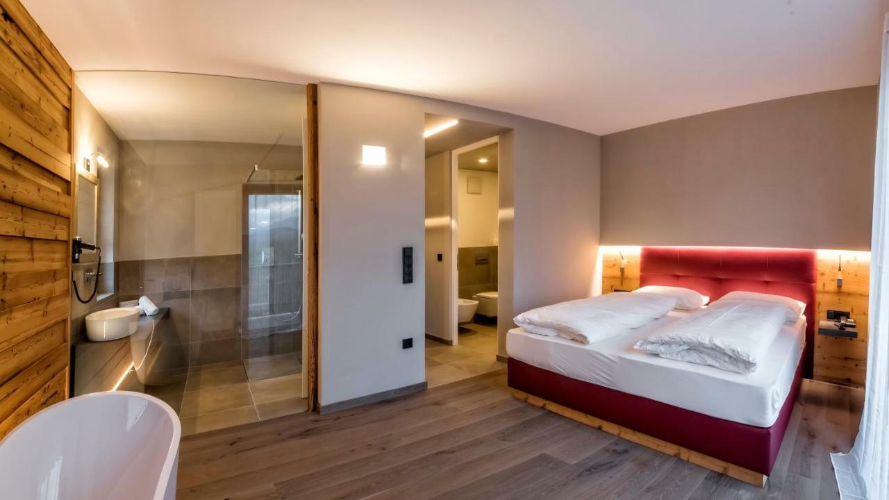 Hotel Weingut Klosterhof Caldaro Exterior photo